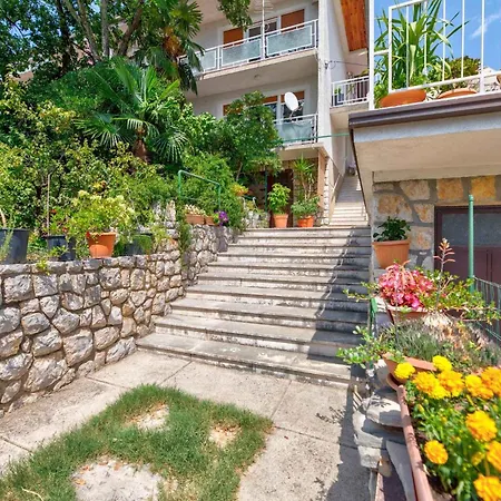Lägenhet In 5557 Crikvenica